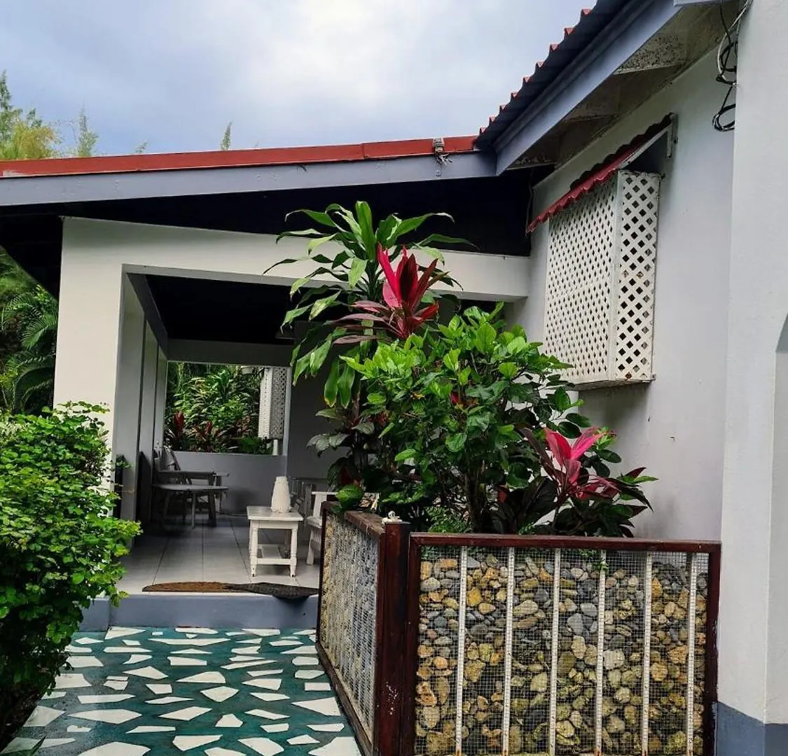 Vista Azul Entire Home With Free Parking Cornwall Barracks 0*,  Jamaica